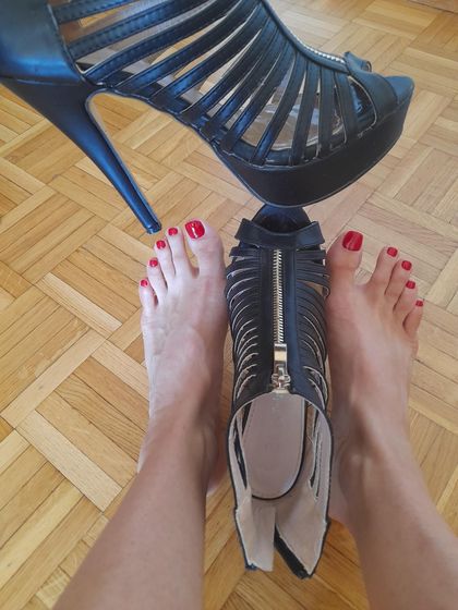 blondfeet2 OnlyFans picture