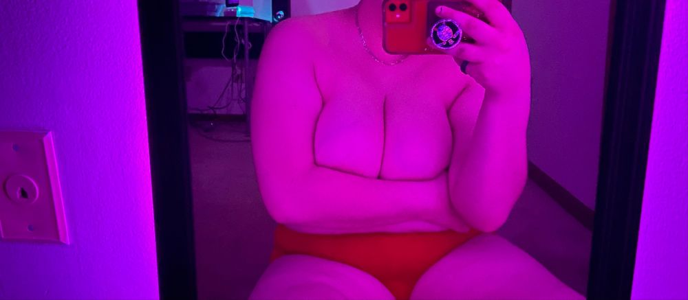 vikkyhales OnlyFans profile picture