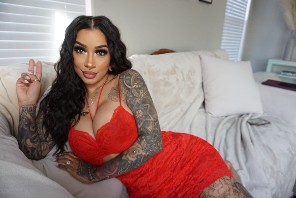 official_mimiperez OnlyFans profile picture