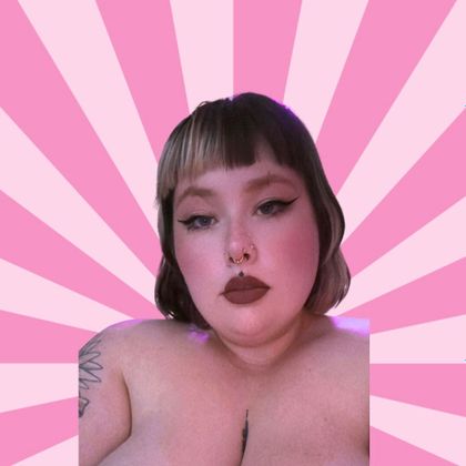 helenadarling OnlyFans picture