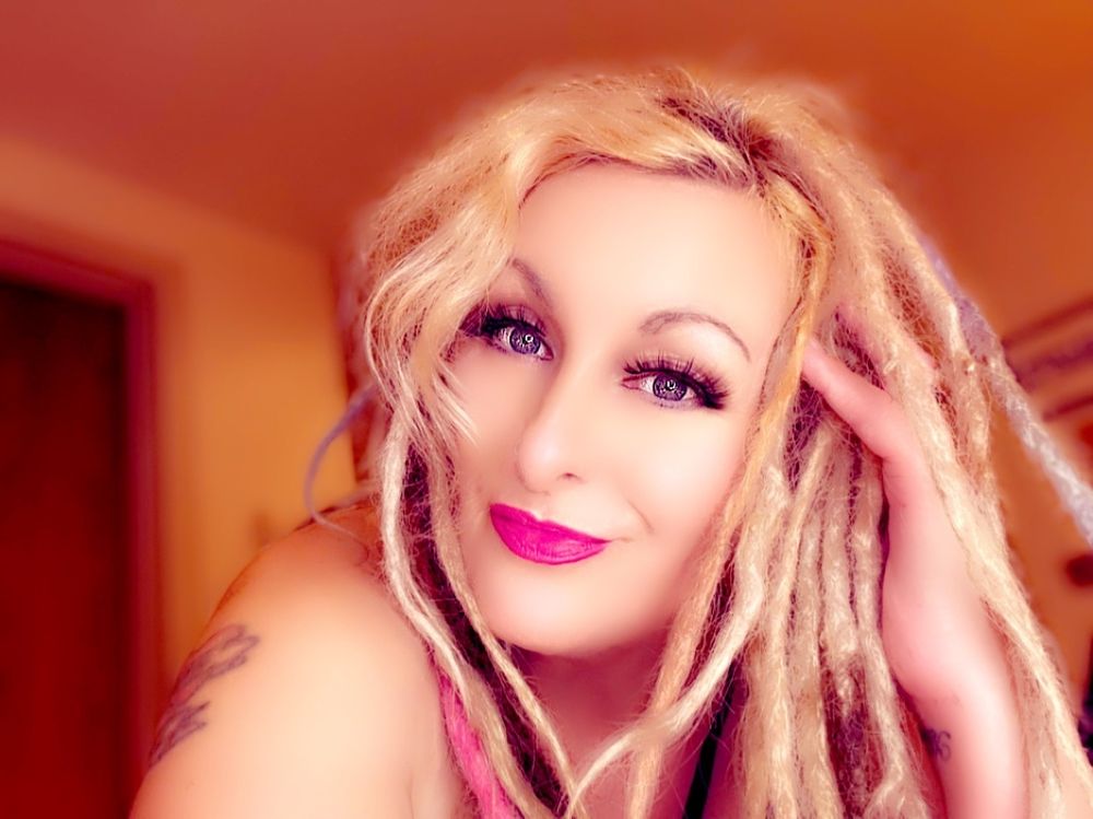 minilocs OnlyFans profile picture
