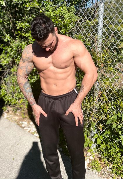 milesblu OnlyFans picture