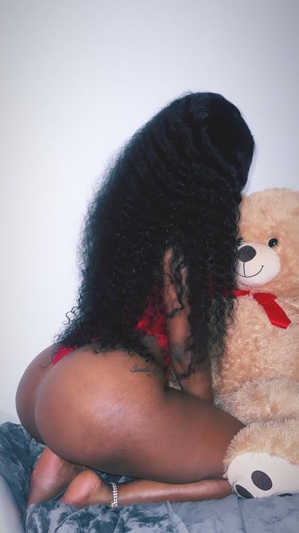 queen_zaeee OnlyFans picture