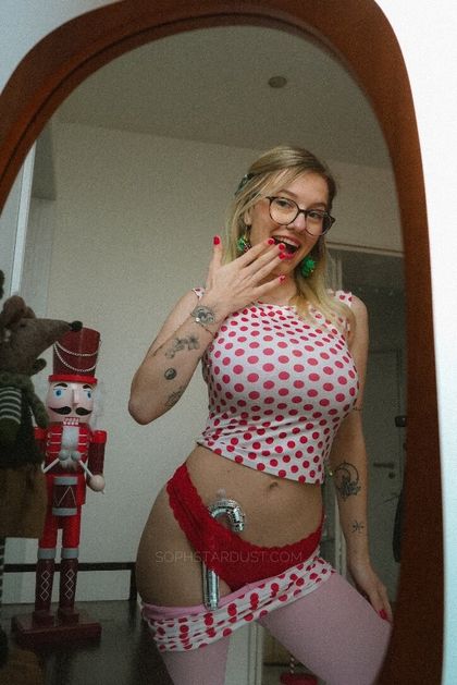 sophstardustasmr OnlyFans picture