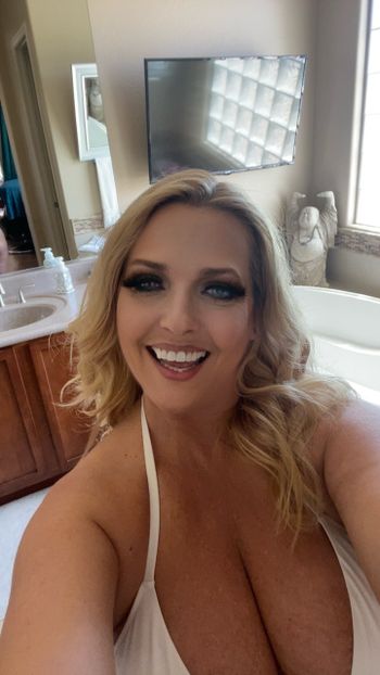 torihartleyxxx OnlyFans profile picture