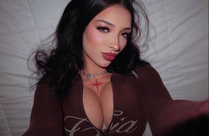 violetwesttt OnlyFans picture