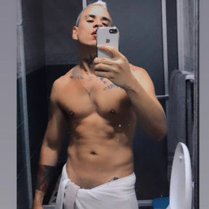 jamesbrieva_19 OnlyFans picture