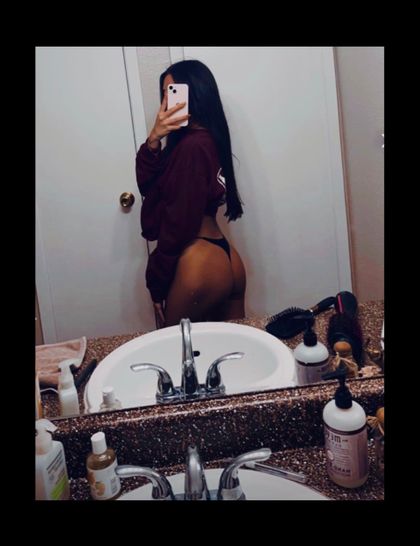 theexosugarbabymiavip OnlyFans picture