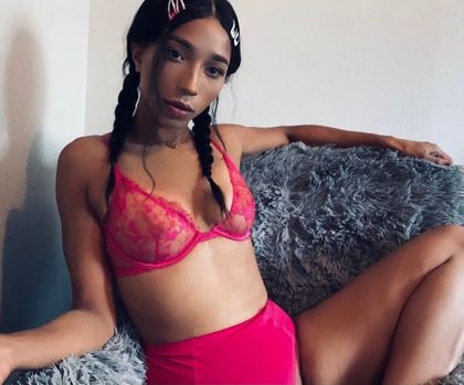 xoxember OnlyFans picture