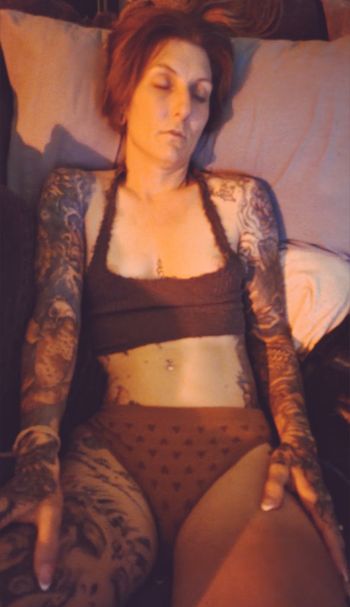 Nikki Beez
