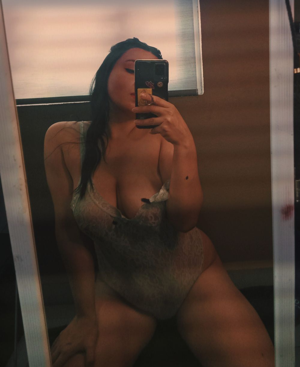 wellwhythehellnot OnlyFans profile picture