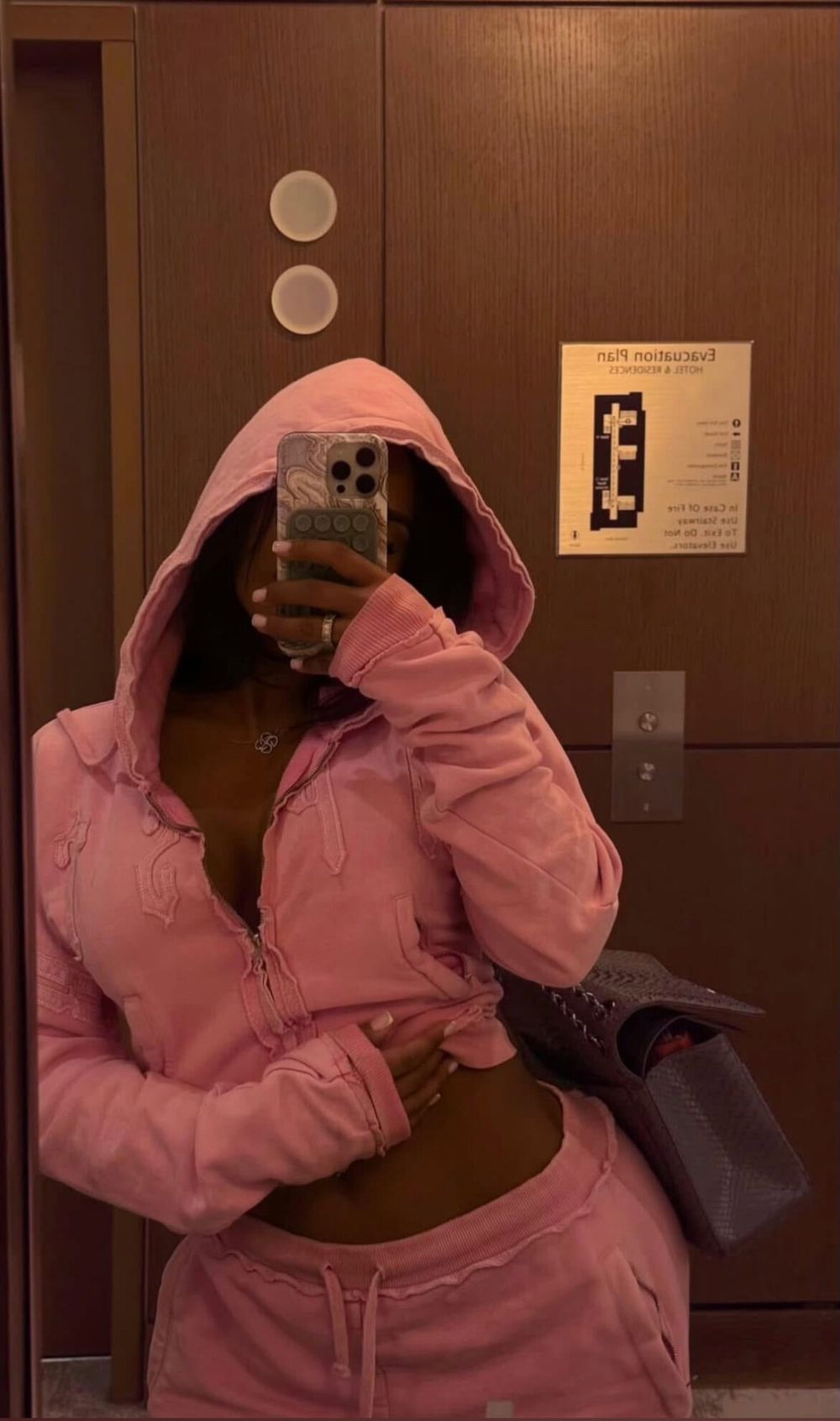 rosenoelle OnlyFans profile picture