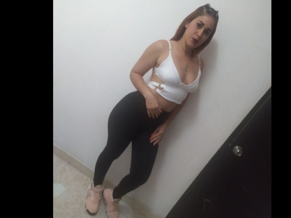 caro-line25 OnlyFans profile picture