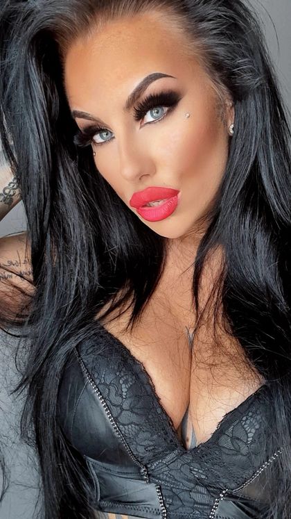 jolie.ray OnlyFans picture