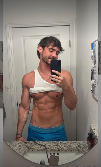 aminyourpm OnlyFans picture