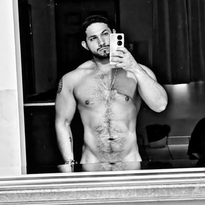 santi8673283 OnlyFans picture