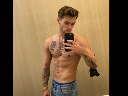 notyourstoner OnlyFans picture