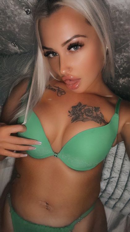 sweetpeachxox OnlyFans picture