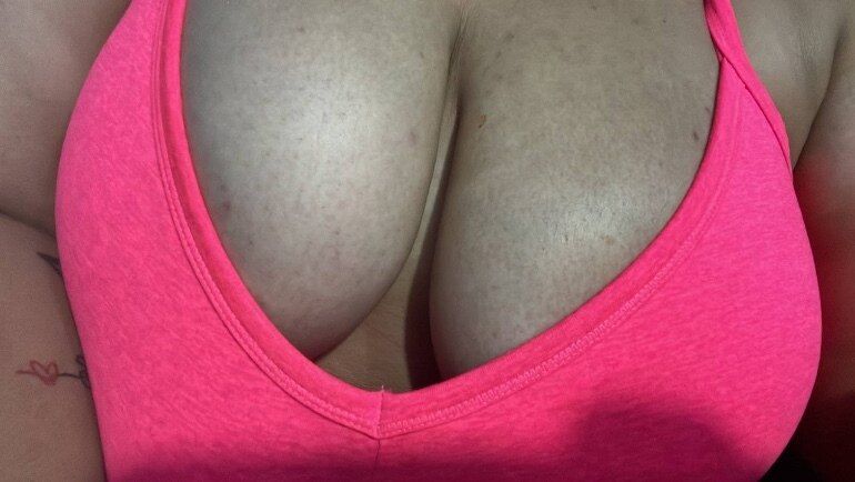 lilianavc OnlyFans profile picture