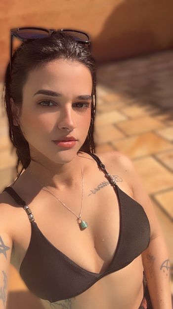 laís