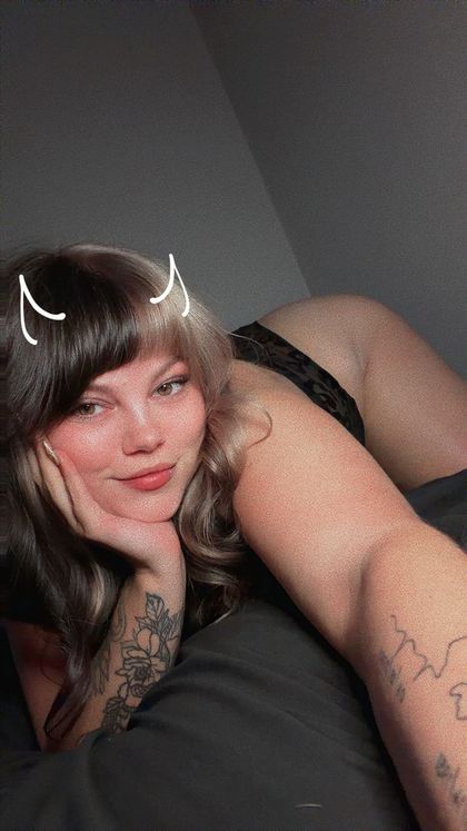 velvetvenin OnlyFans picture