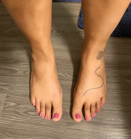 pleasethesefeet OnlyFans picture