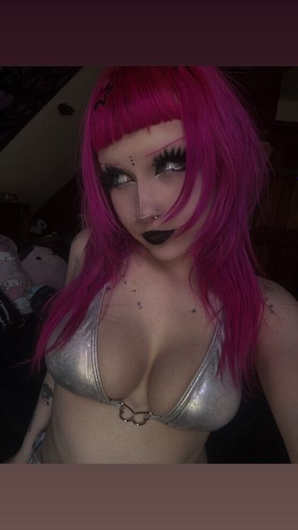 gothy.raven OnlyFans picture