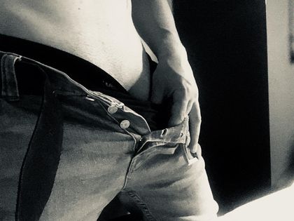mr.suitsblackandwhite OnlyFans picture