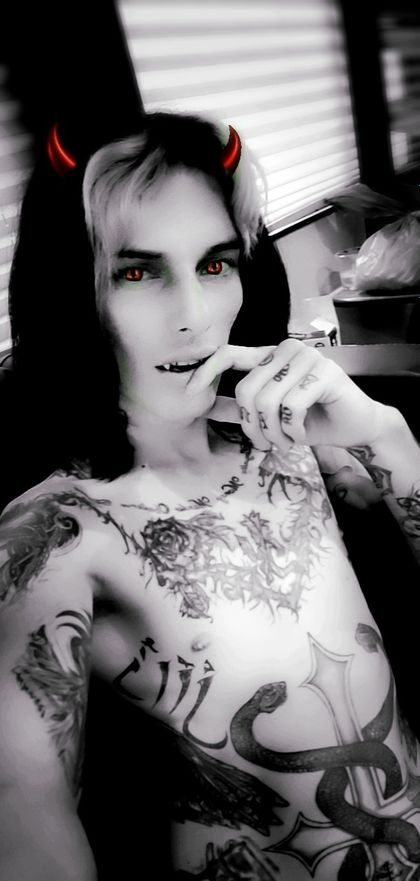 luxumbra OnlyFans picture