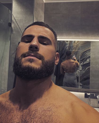 captaintyler OnlyFans picture