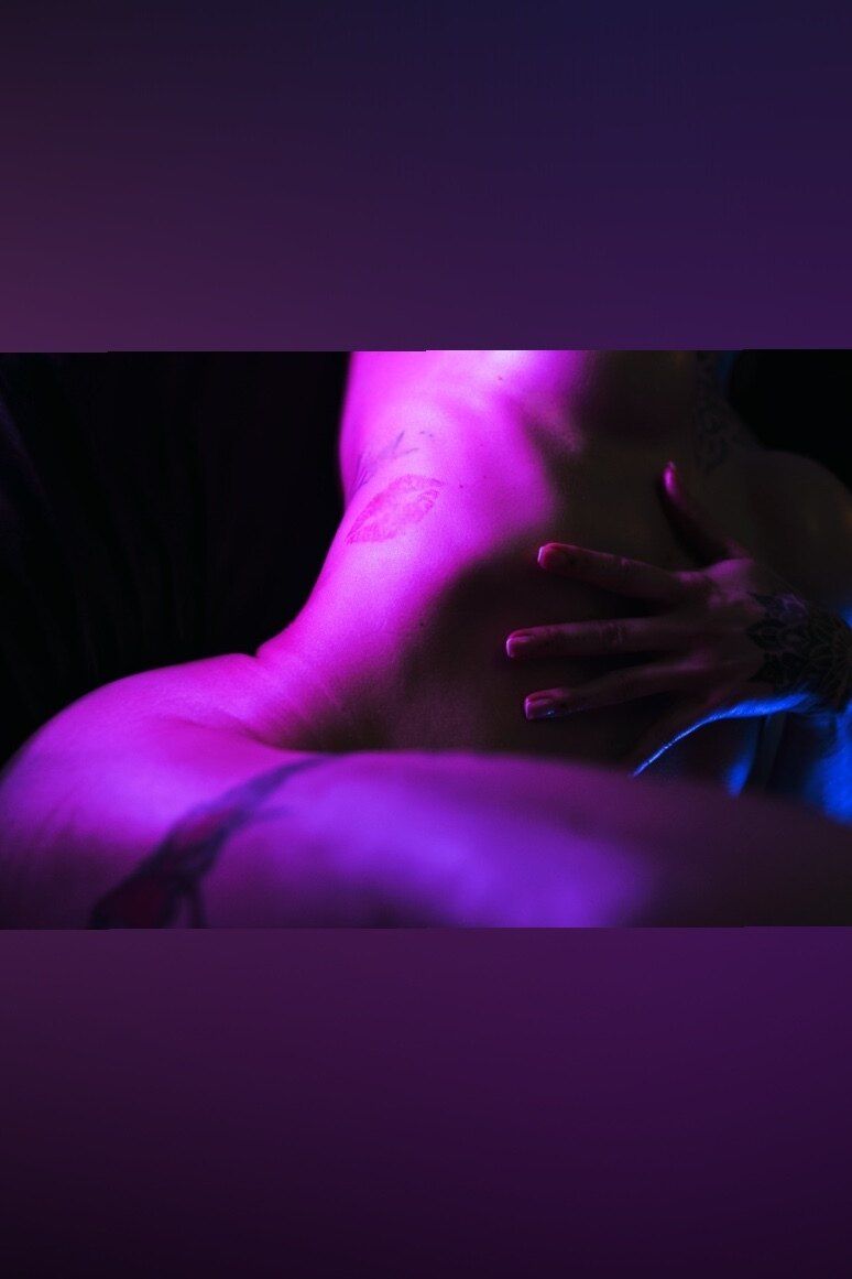 elenascrib OnlyFans profile picture
