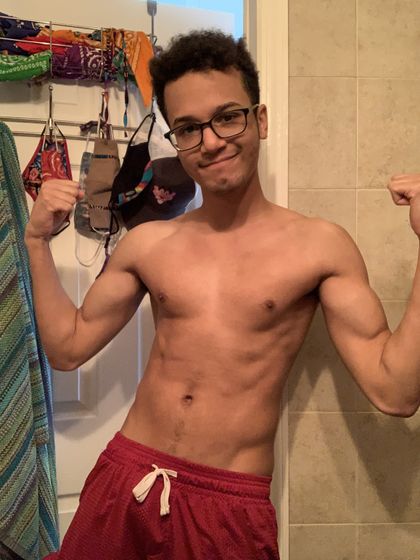 toniizio OnlyFans picture