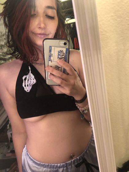 lonelyearthgirl OnlyFans picture