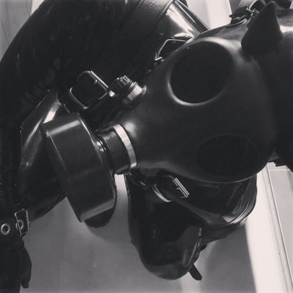 rubberloversam OnlyFans picture