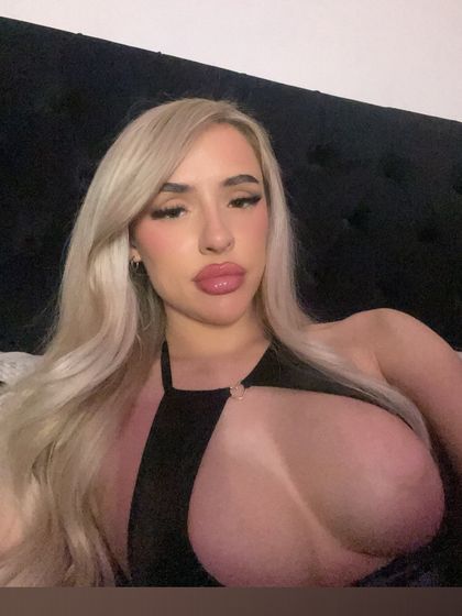 alexis_skye444 OnlyFans picture