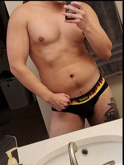 averagegaymer98 OnlyFans picture