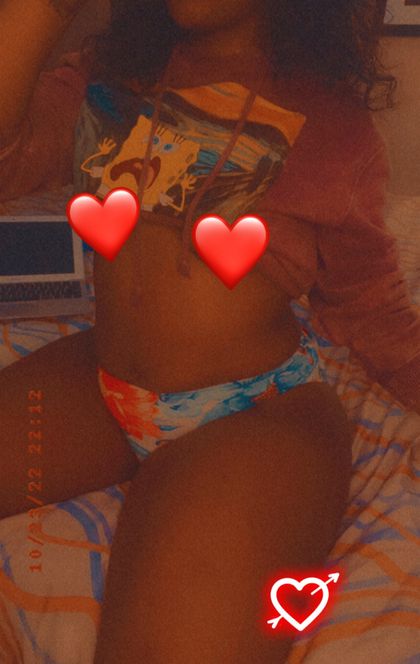 thickthighsyellaa OnlyFans picture