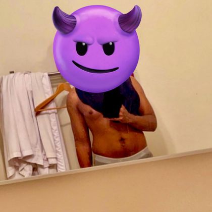 hollywoodloaded OnlyFans picture