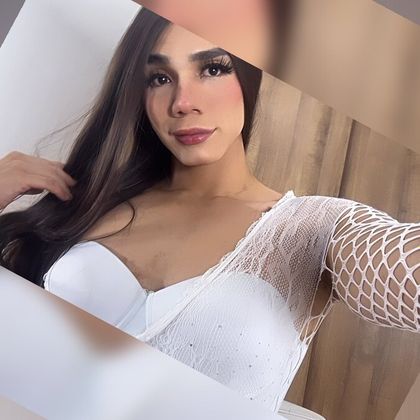 charlottecruzx OnlyFans picture
