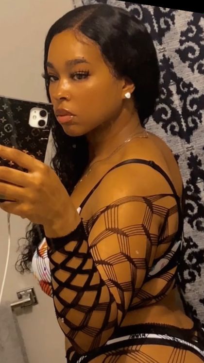 queenmoney OnlyFans picture