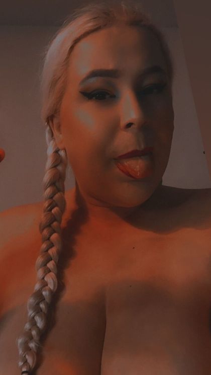 taylaafterdark OnlyFans picture