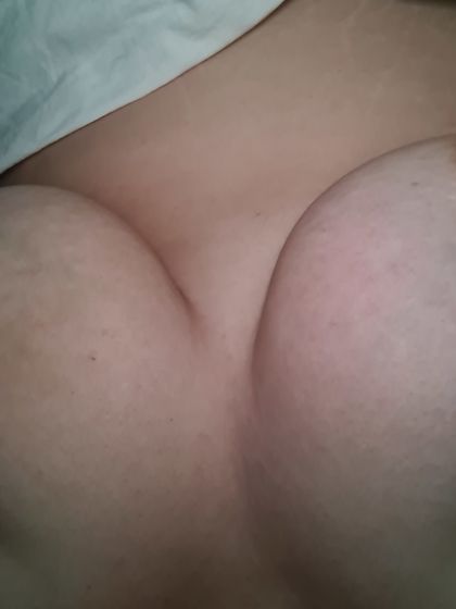 challiane OnlyFans picture