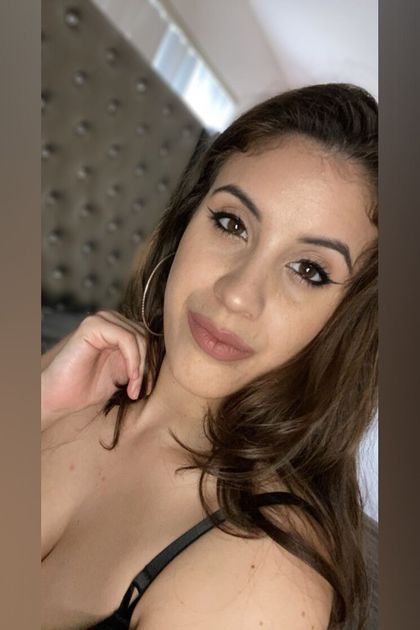 zelinabanks OnlyFans picture