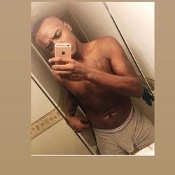 u16942702 OnlyFans picture