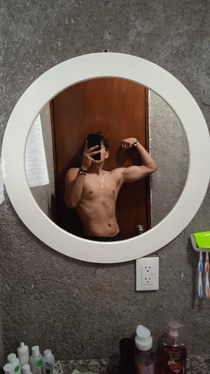 skinnyx27 OnlyFans picture