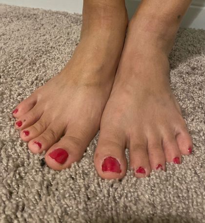 xflirtyfunfeet OnlyFans picture