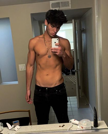 themaxmarshall OnlyFans picture