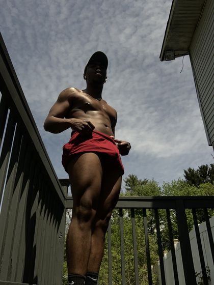 loujuan OnlyFans picture