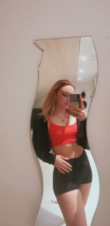 blowmyhub OnlyFans picture