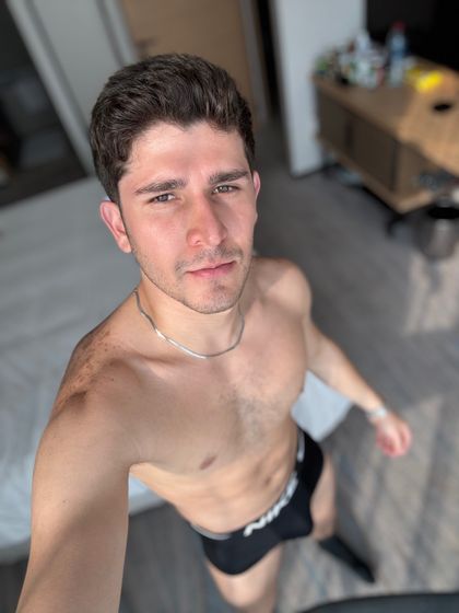 alberthpineda10 OnlyFans picture
